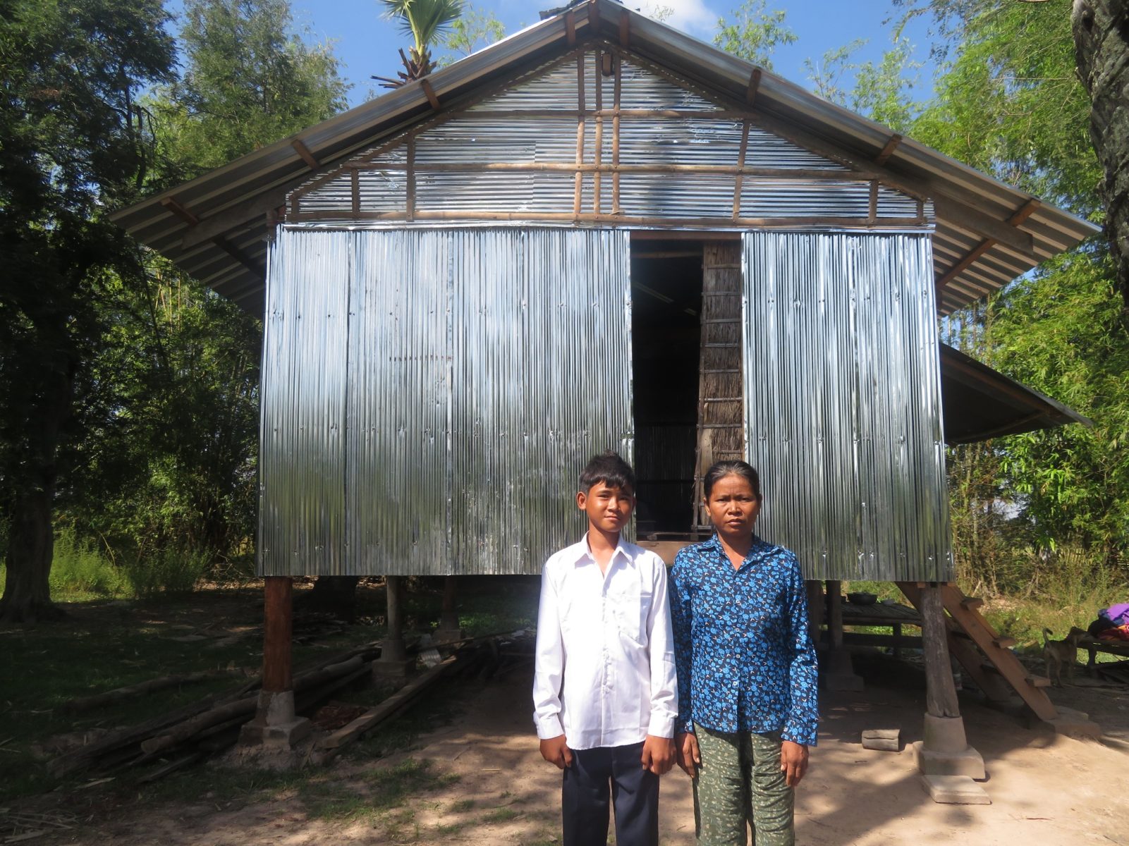 Mao Phun's Family – After