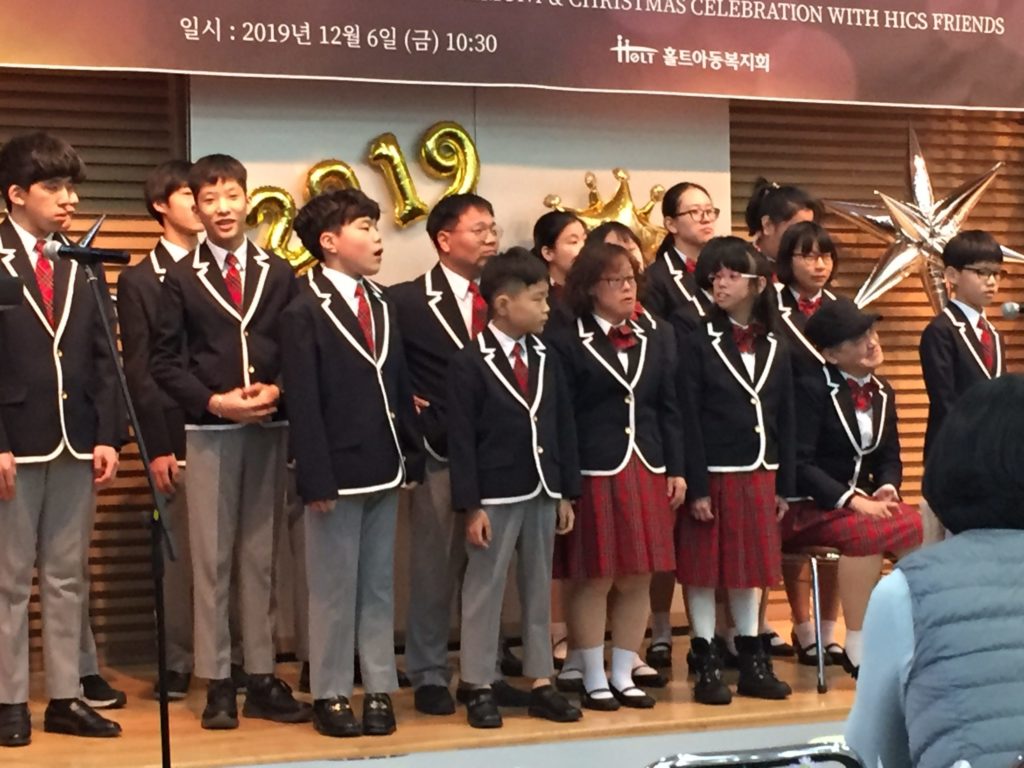 The "Voices of Seoul" choir at Ilsan. 