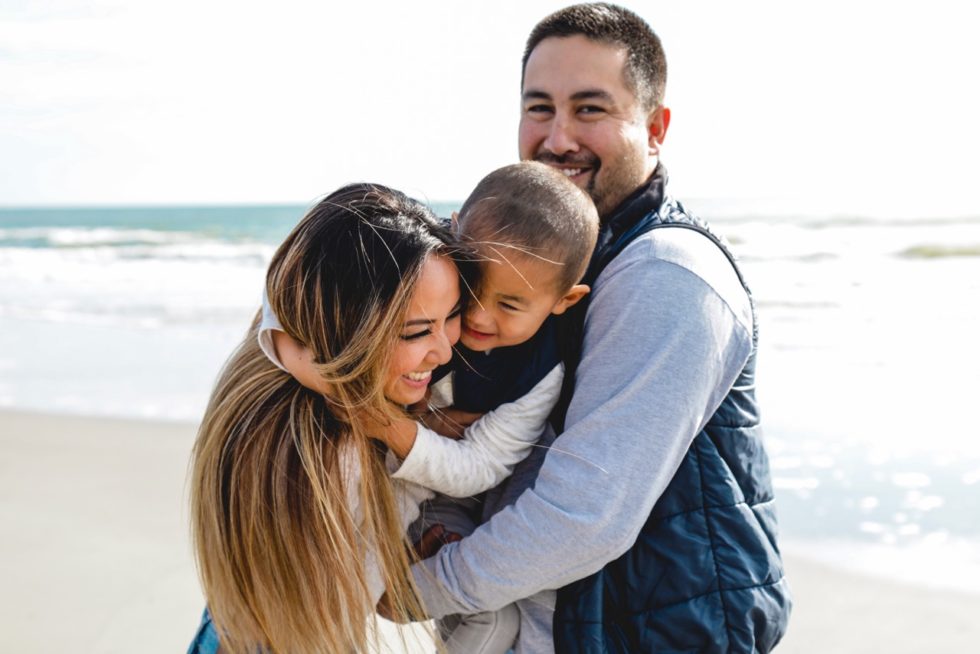 Lee, her husband and her son. 