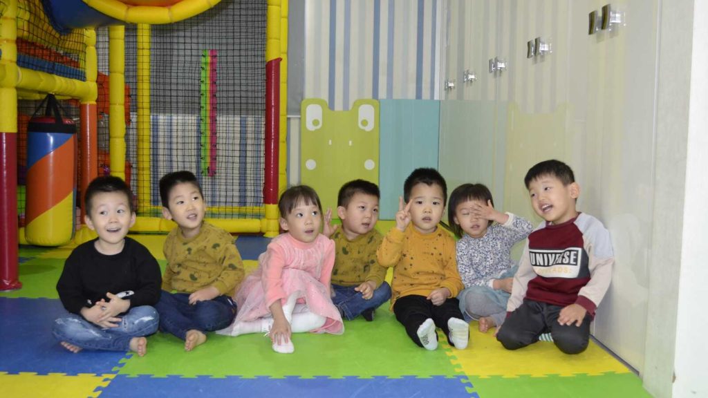 Korean children in school