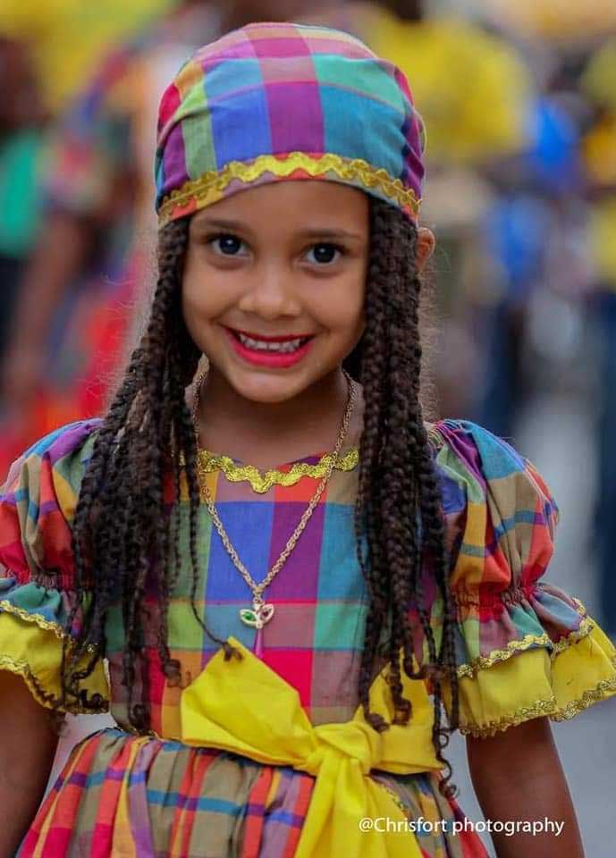 Fiesta Haiti - Nous avons toute une gamme de déguisements pour le carnaval  des enfants! Et nos prix sont imbattables! Passez nous voir à #Fiesta!  #kanaval #Haiti #CarnavalDesEnfants