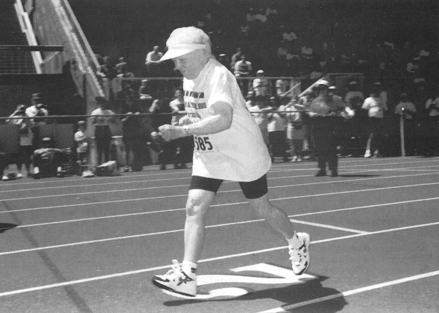 photo of grandma holt set a world record running the 400 meter
