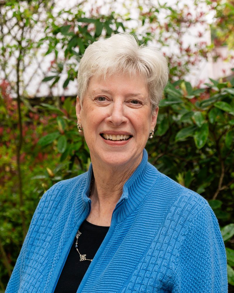 Headshot of Board treasurer, Linda Voelsch